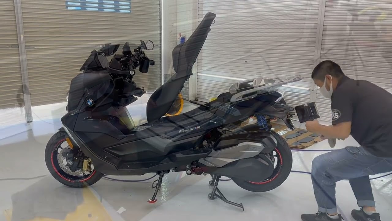 BMW C400GT コーティング施工