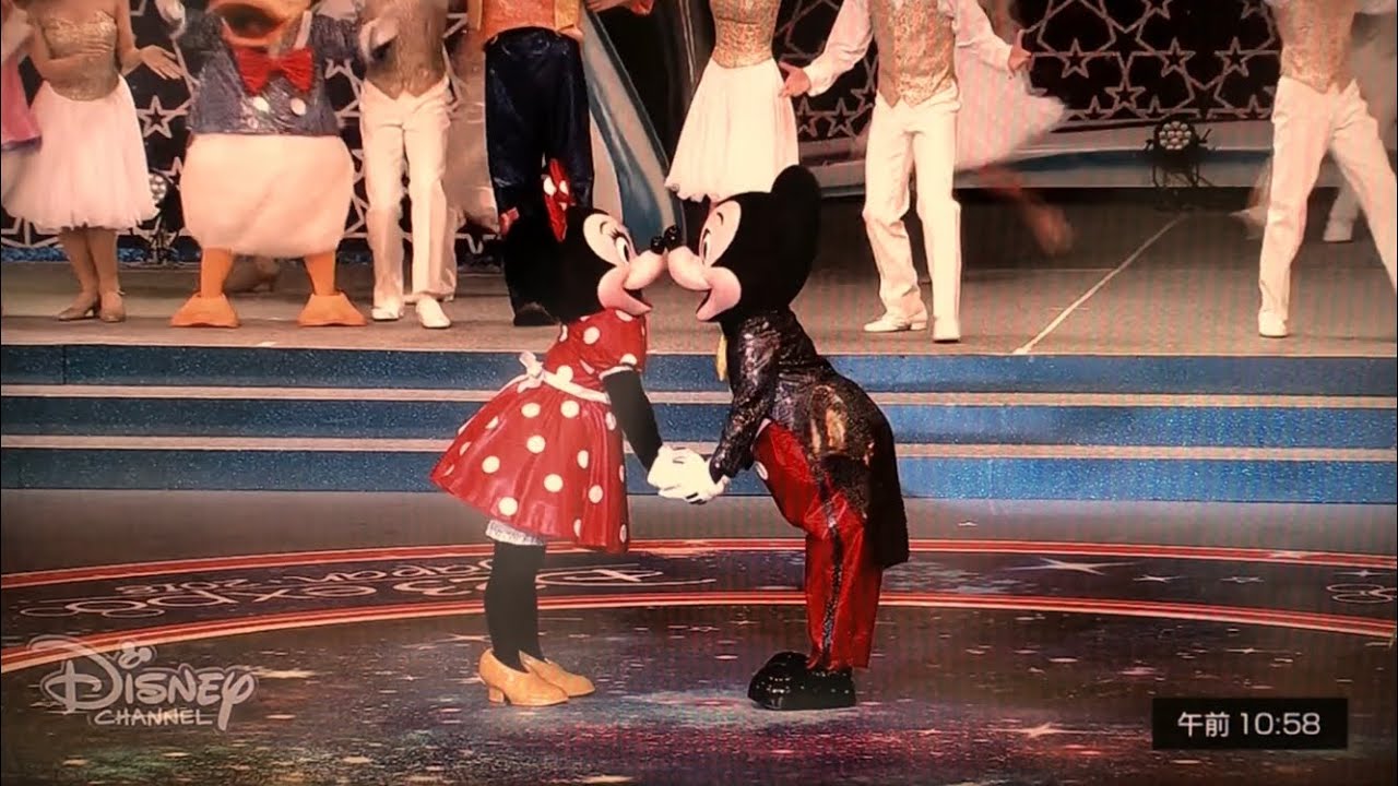 ディズニーリゾート35周年記念！歌とダンスで振り返るディズニーリゾート