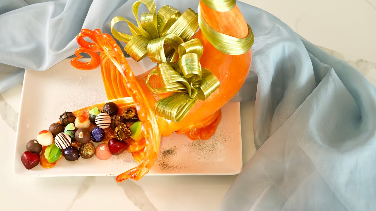 Chef Makes an Amazing Sugar Sculpture for National Chocolate Day!