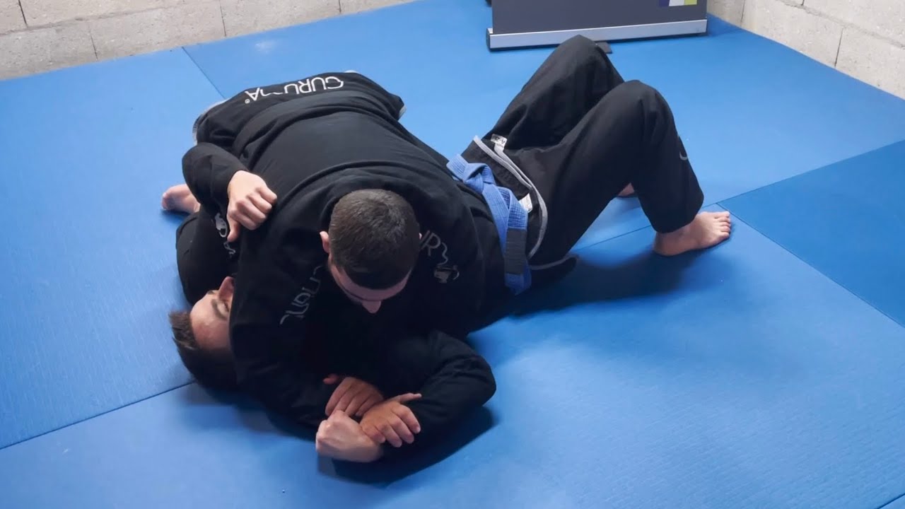 [TECHNIQUE JJB]#1 une soumission sympathique (AMERICANA AVEC UN DÉTAIL POUR LES DÉBUTANTS)  (7/24)