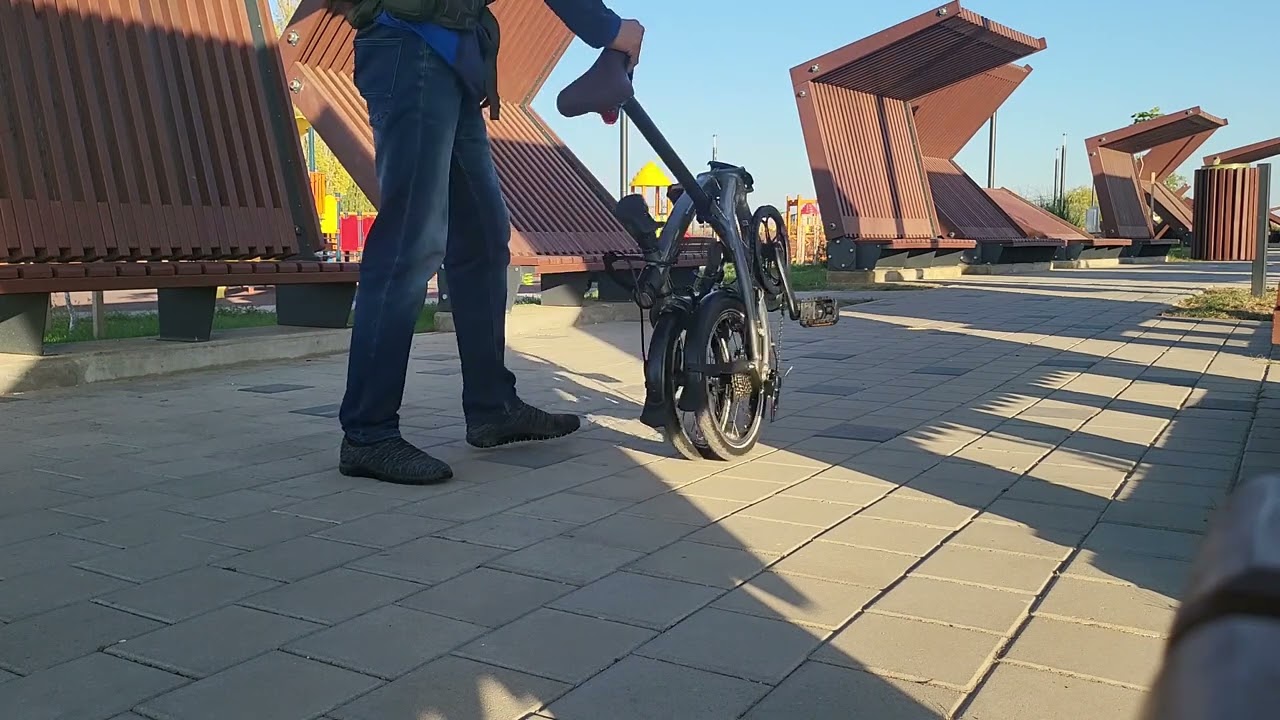 Decathlon B'TWIN Fold Light 1