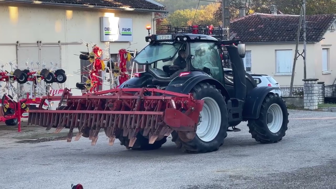 🚜 En route pour labourer un champ gersois avec notre Bechamatic grande culture.
