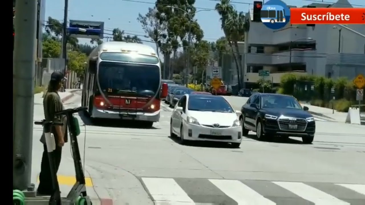 LA Metro Rapid 720