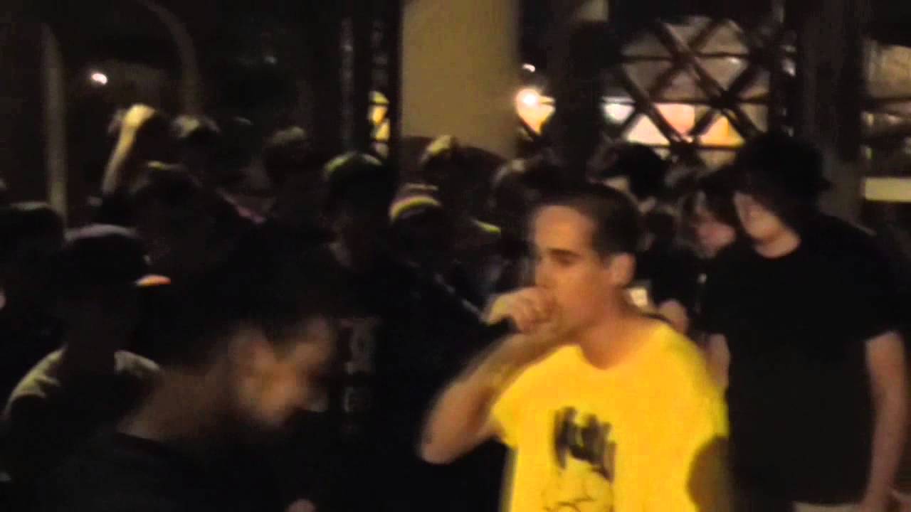 Zasko vs Luisaker Final batalla de los gallos Paubattle en parque freestyle improvisando