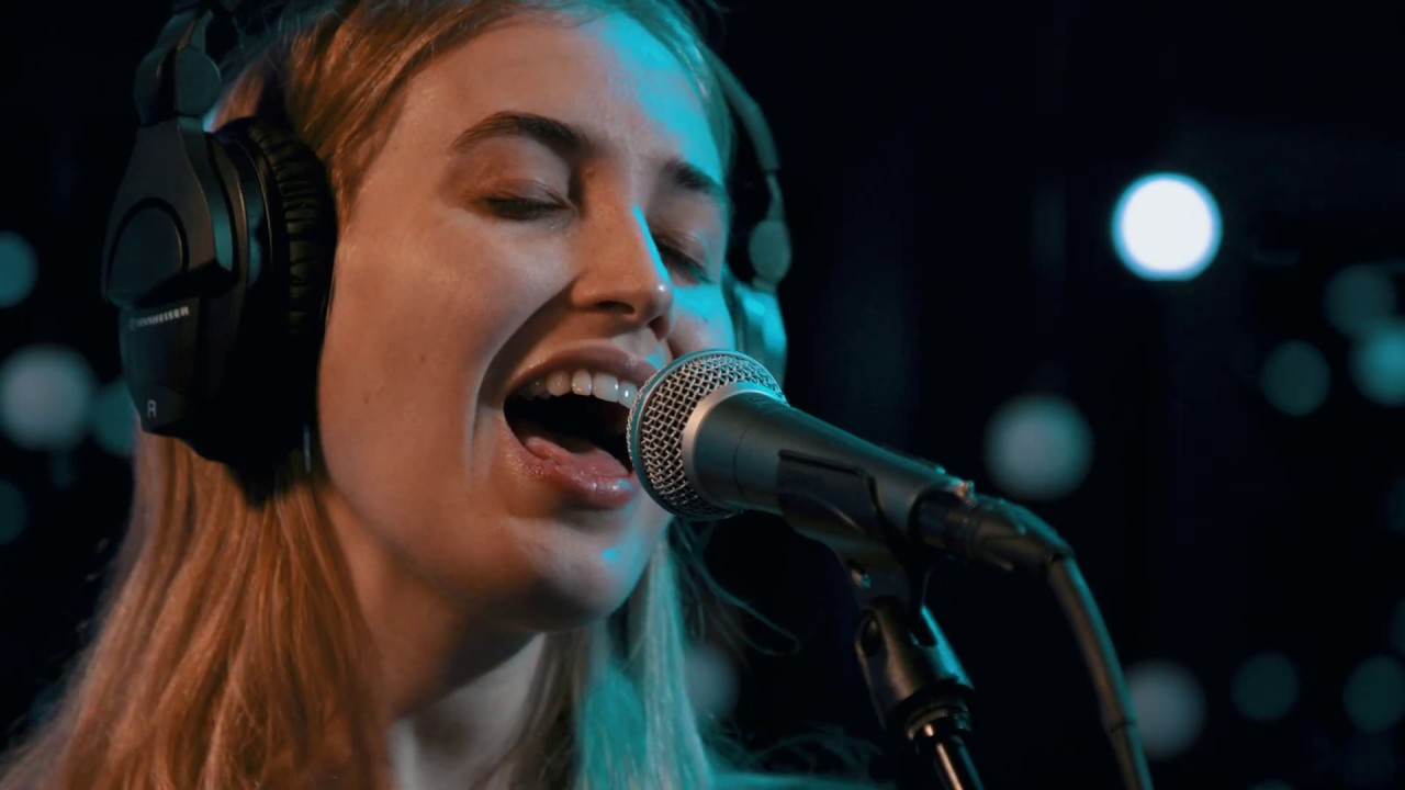 Hatchie - Stay With Me (Live on KEXP)