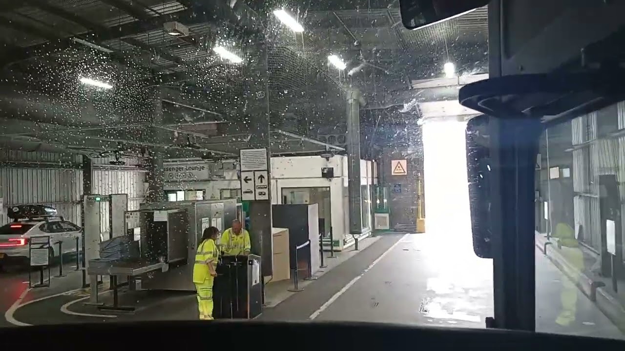 Security check at Port of Dover (18/8/2025)