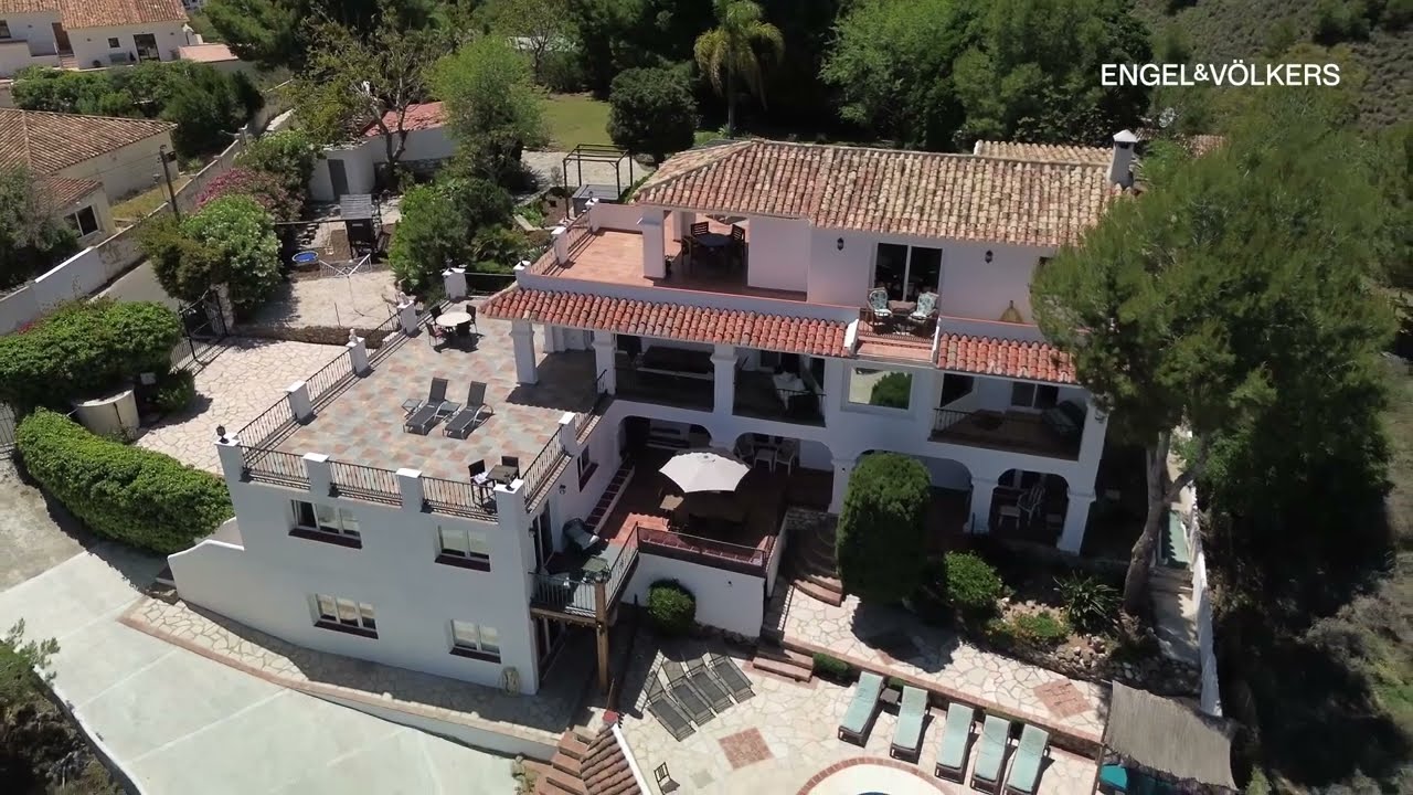 Exclusive villa with panoramic sea and mountain views | Engel & Völkers Mijas | Costa del Sol |