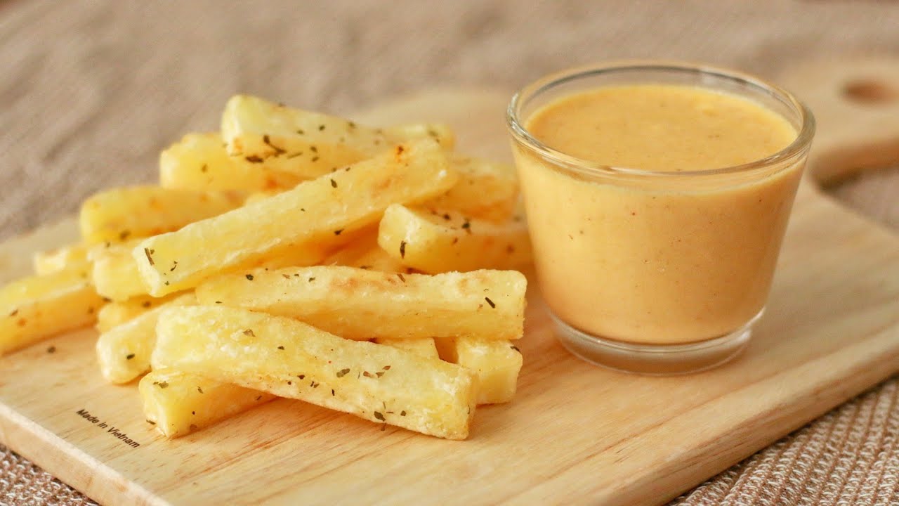 Crispy French Fries and Cheese Sauce | How To Make Crispy French Fries