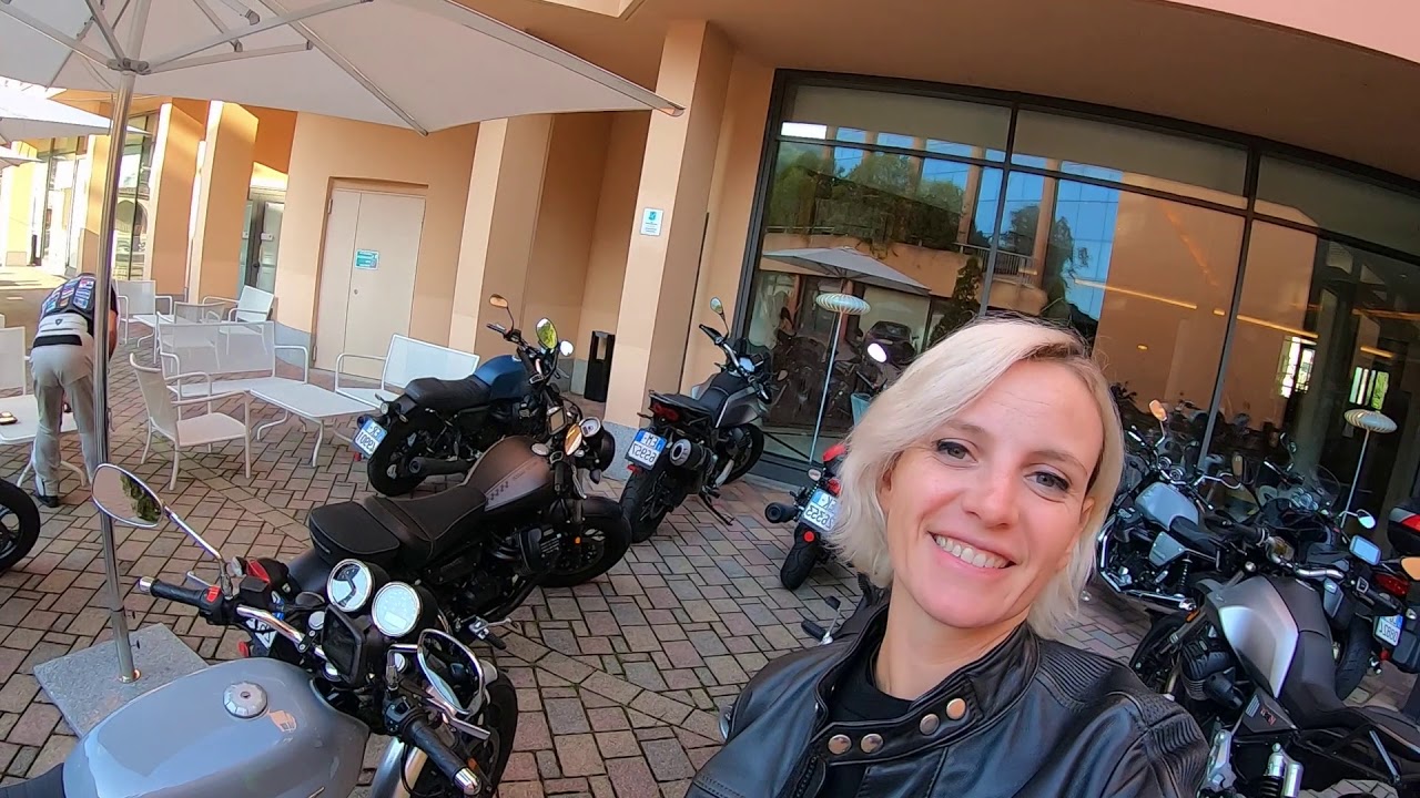 MOTO GUZZI EXPERIENCE & TOMTOM DRIVERS