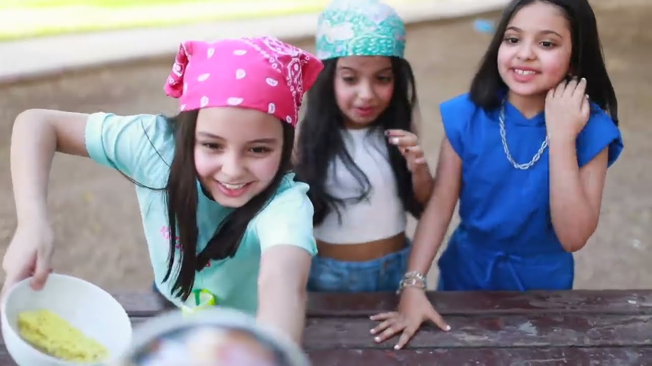 ‎تحدي انت تستطيع لا تسحب الطبق الخطأ ❌