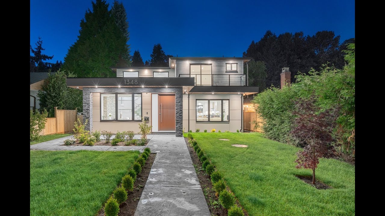 Contemporary New Build | Top North Vancouver Realtor Roland Lewis