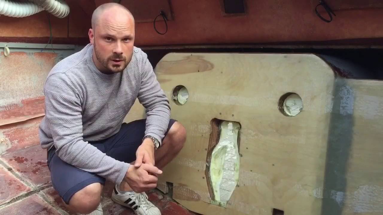 Project Crownline - Del 6 Ny akterspegel / New transom