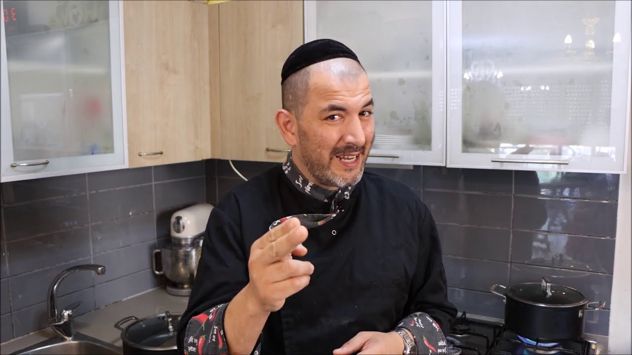 לשון בקר מיוחד בשני רטבים מיוחדים רוטב יין אדם ורוטב עם יין לבן