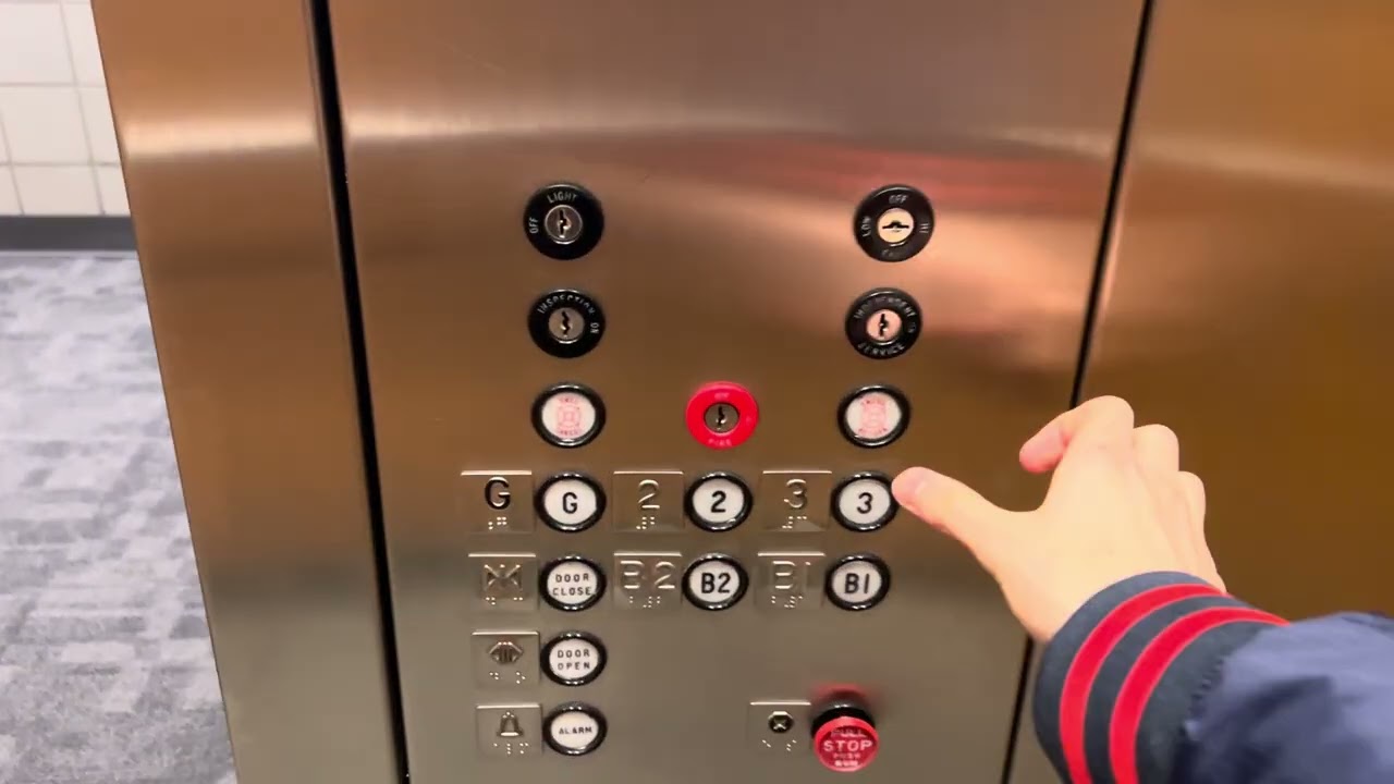 Dover Hydraulic Elevators (Traditional Fixtures) in Lafayette, CA