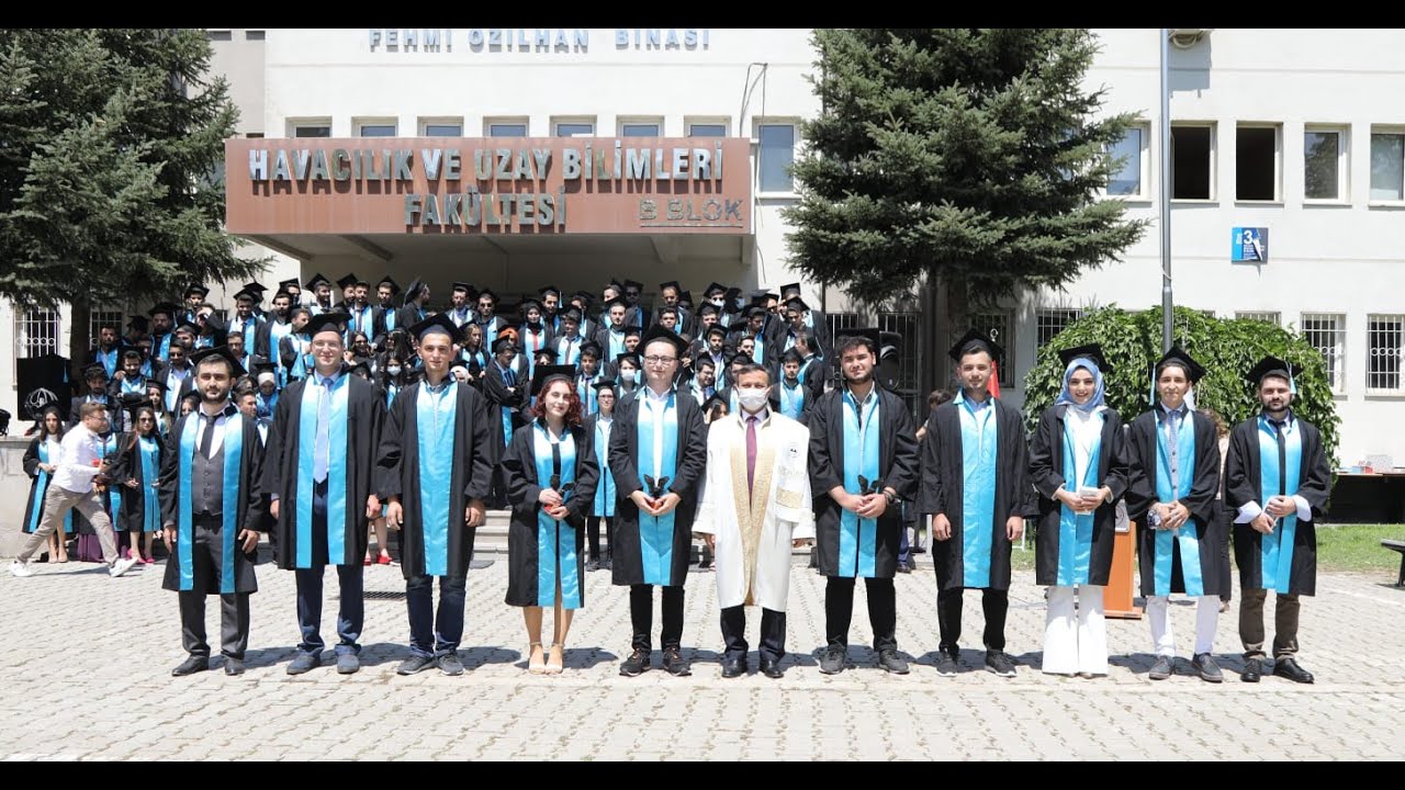 Havacılık ve Uzay Bilimleri Fakültemiz Yeni Mezunlarını Verdi