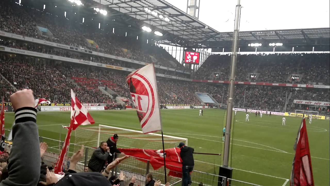 Derby 1. FC Köln gegen Bayer Leverkusen Südkurve
