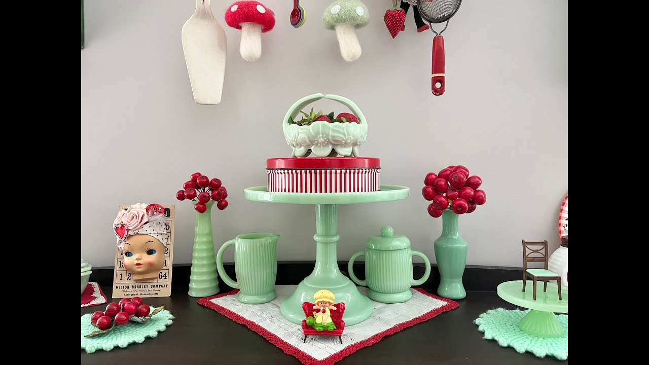 Vintage Kitschy Dining Room Decor Tour 2023