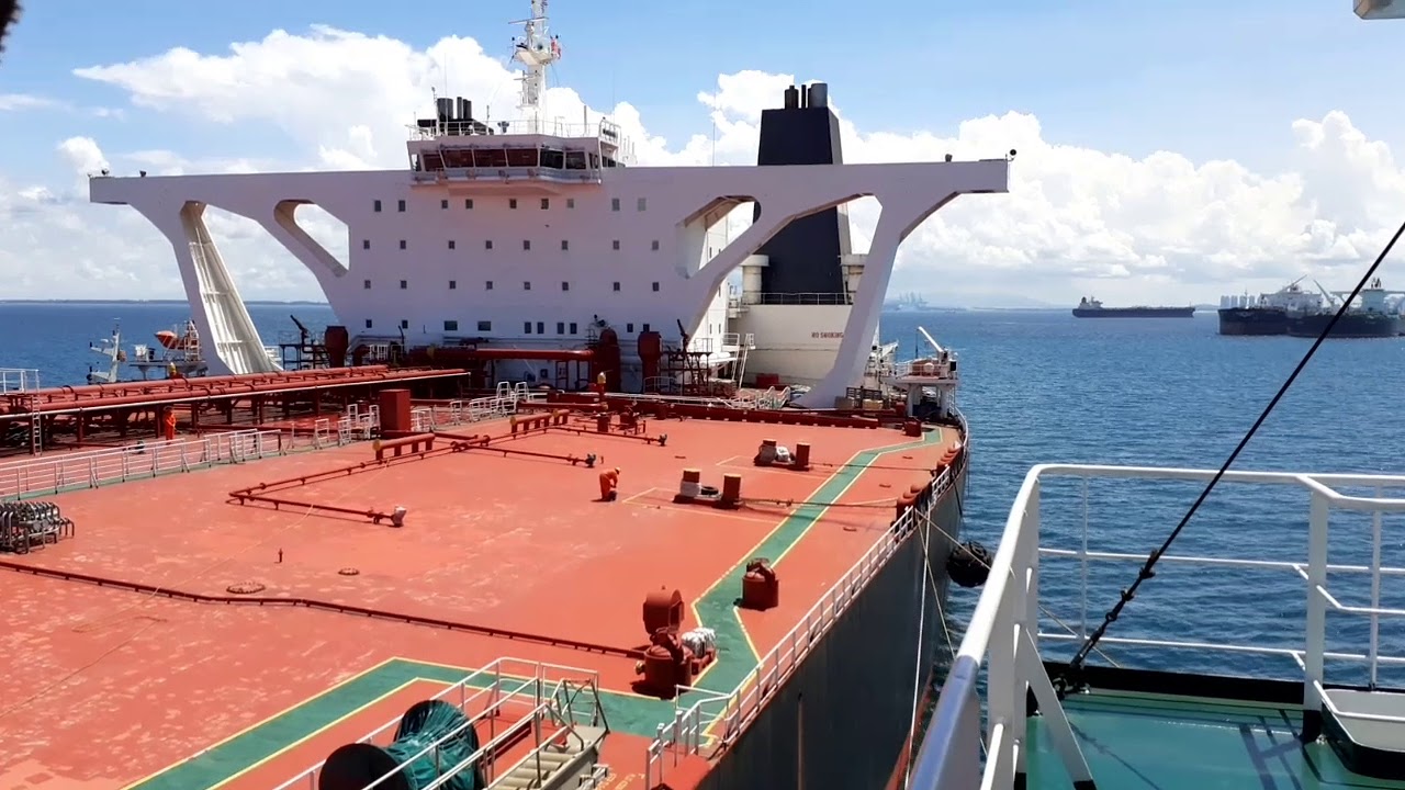 Sea Harvest STS Winson 5 Tg.Pelepas by Capt  Agung & Chief Abdul