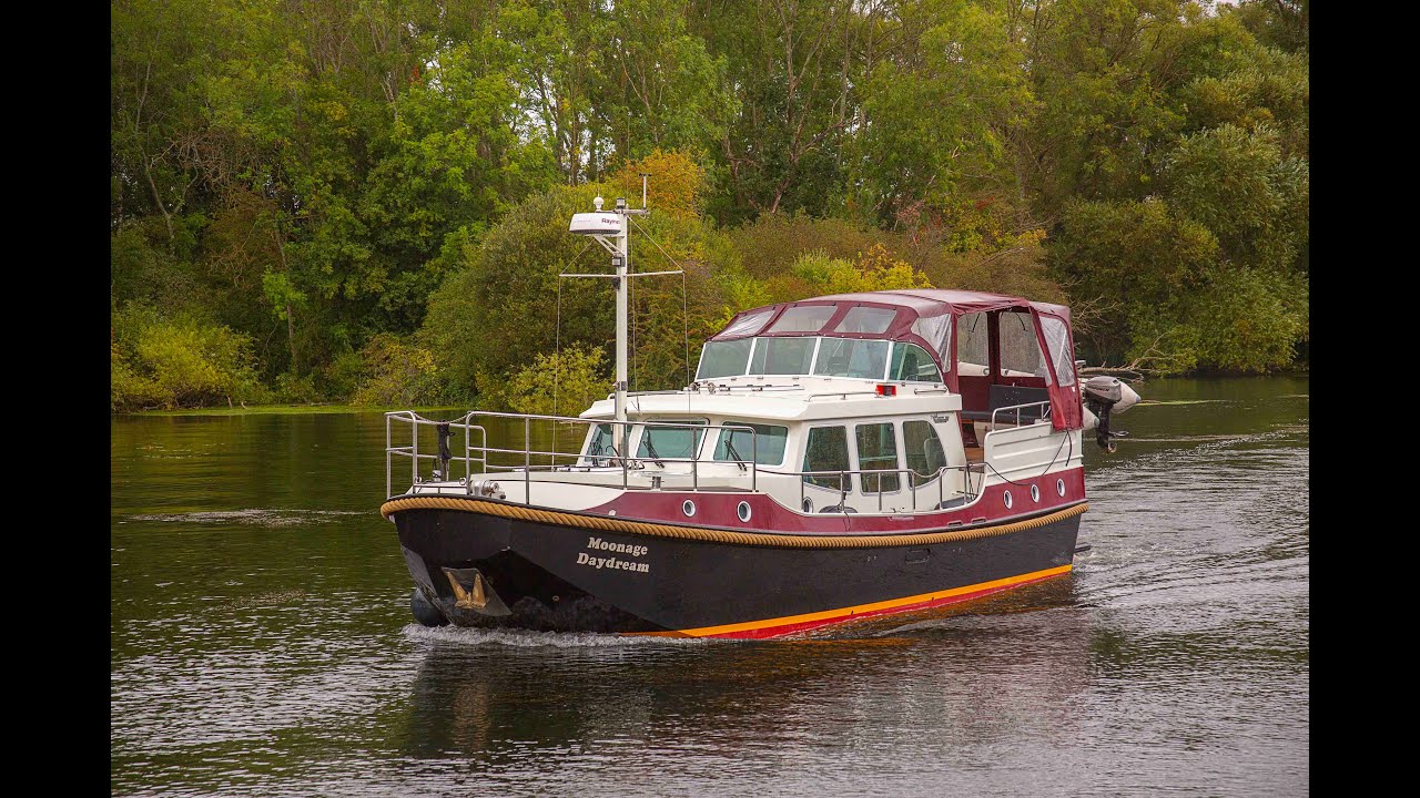 Linssen Dutch Sturdy 380 AC – Moonage Daydream Year 2001 Price £94,500 inc VAT