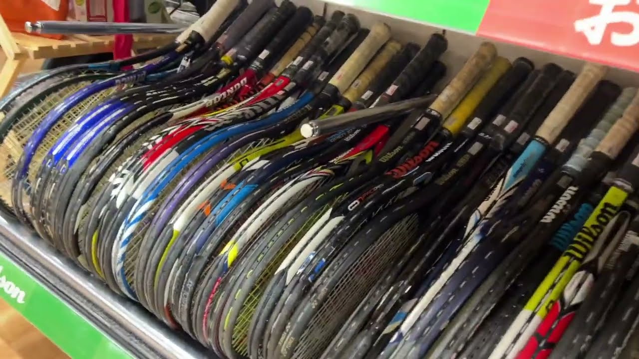 COACH MATT TAKES ME TO  LARGEST AND BEST THIRFT STORE FOR TENNIS RACKETS IN JAPAN