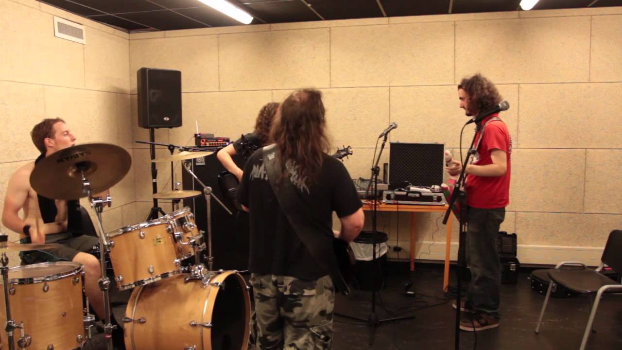 Alestorm - Rehearsal July 2011 - Captain Morgan's Revenge / Keelhauled