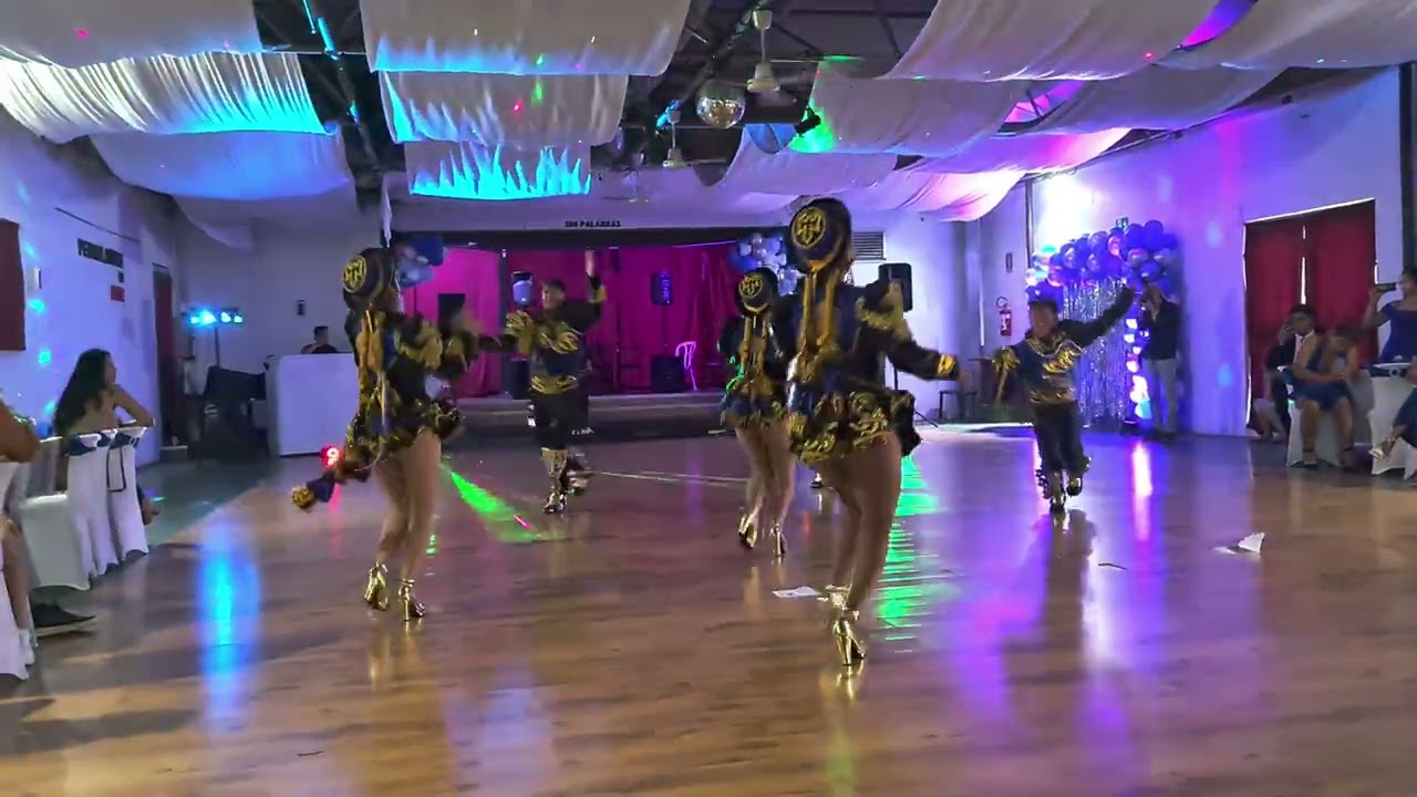 tarpuy Firenze-inauguracion trajes pasiones peruanas 2024