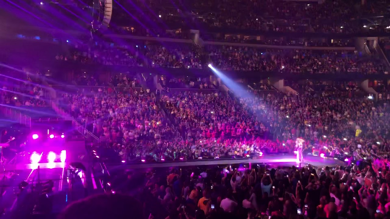 Shakira en Orlando FL (El Dorado World Tour) P4