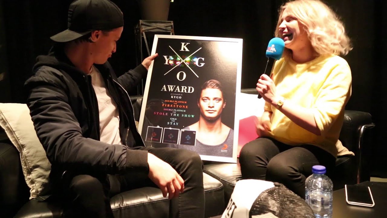 MNM: Julie interviewt Kygo backstage in de Lotto Arena