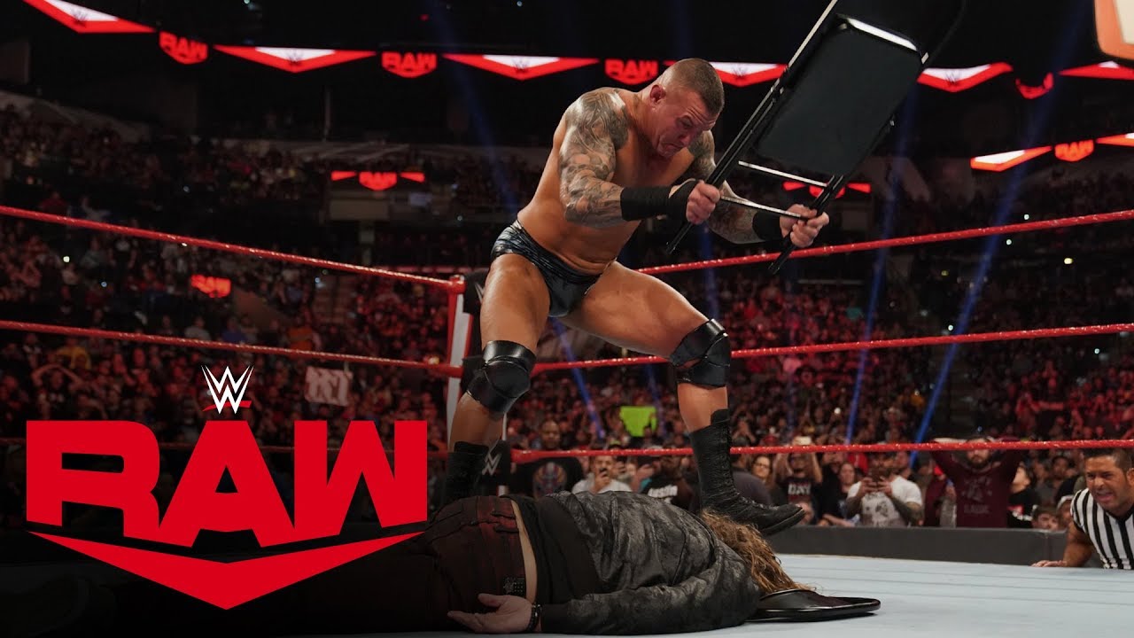 Рэнди Ортон обрушивает на Эджа безжалостную атаку стальным стулом: Raw, 27 января 2020 г.