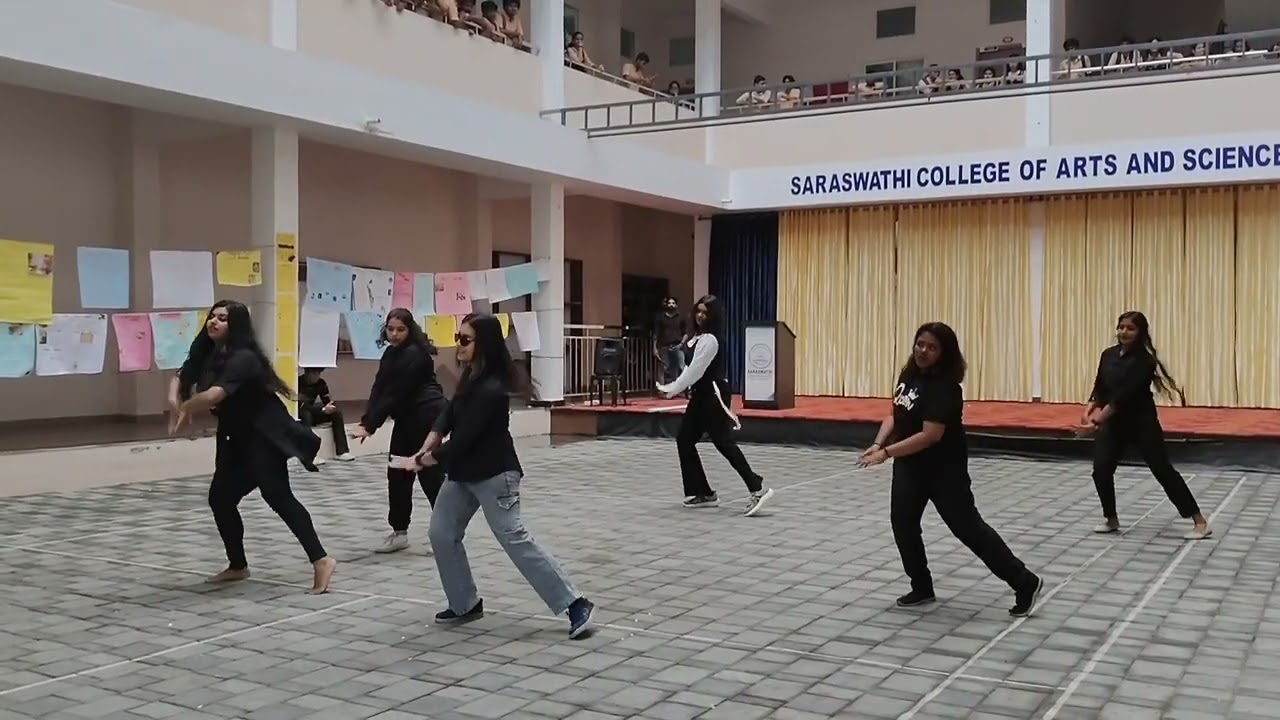 English fest flash mob #dance #flashmob #college #youtube #groupdance #fusiondancefest #fusion 