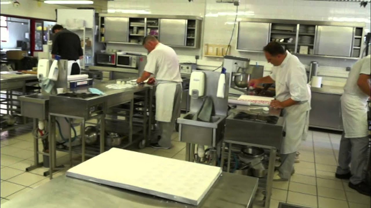 Culinarys Conseils Formation collective de professionnelles pâtissières à Toulouse « Wedding Cakes»