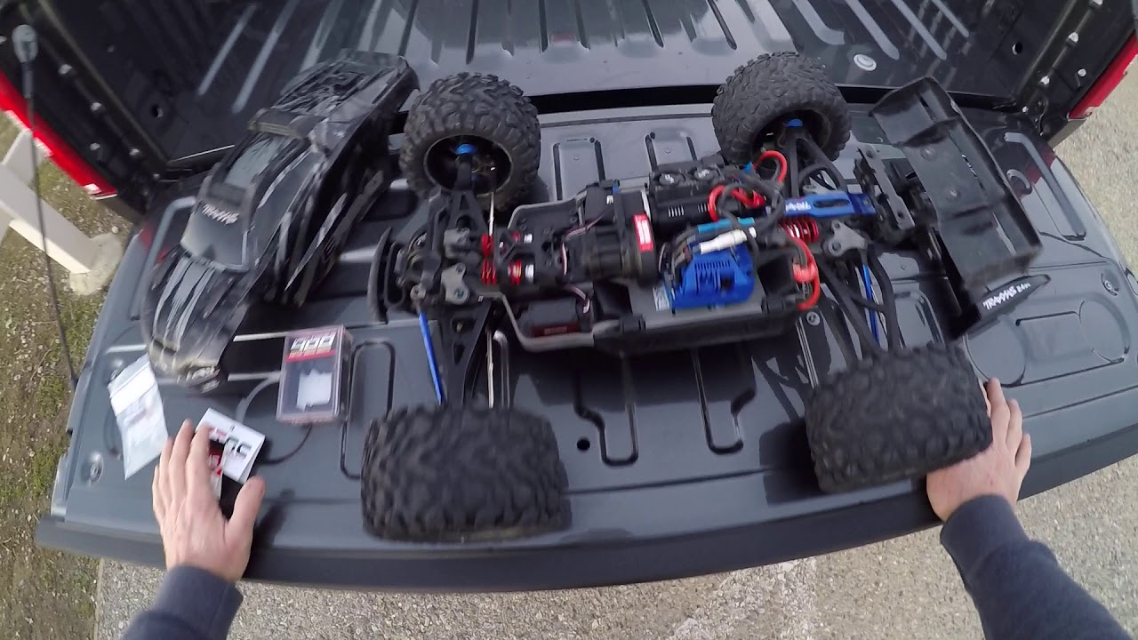 Erevo 2.0 single servo conversion, Traxxas 400 servo short review and thoughts