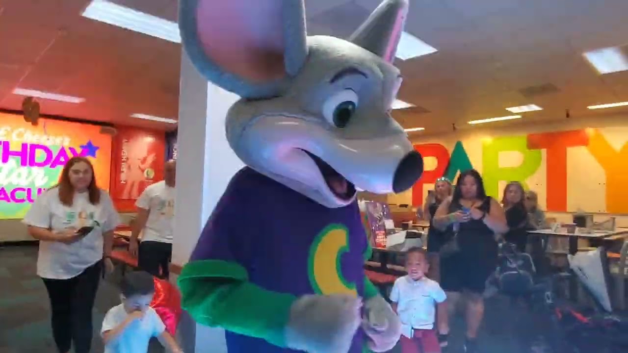 Chuck E Cheese's Bday Party Show! With Countdown
