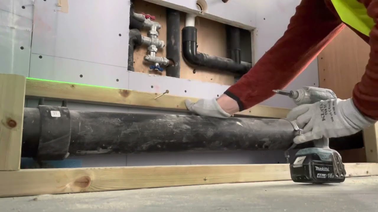 How to box in pipes quick Pipe box with Plywood drywall