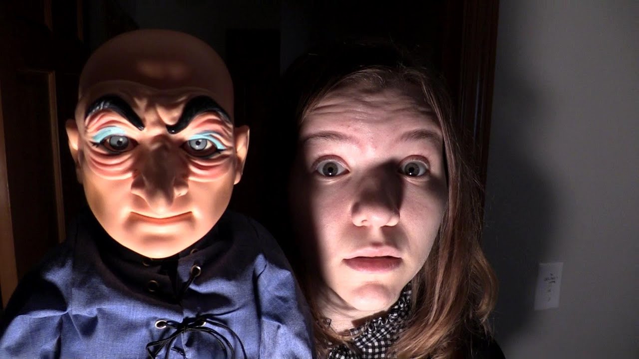 THE FACE.  Hugo, Man of a Thousand Faces Returns