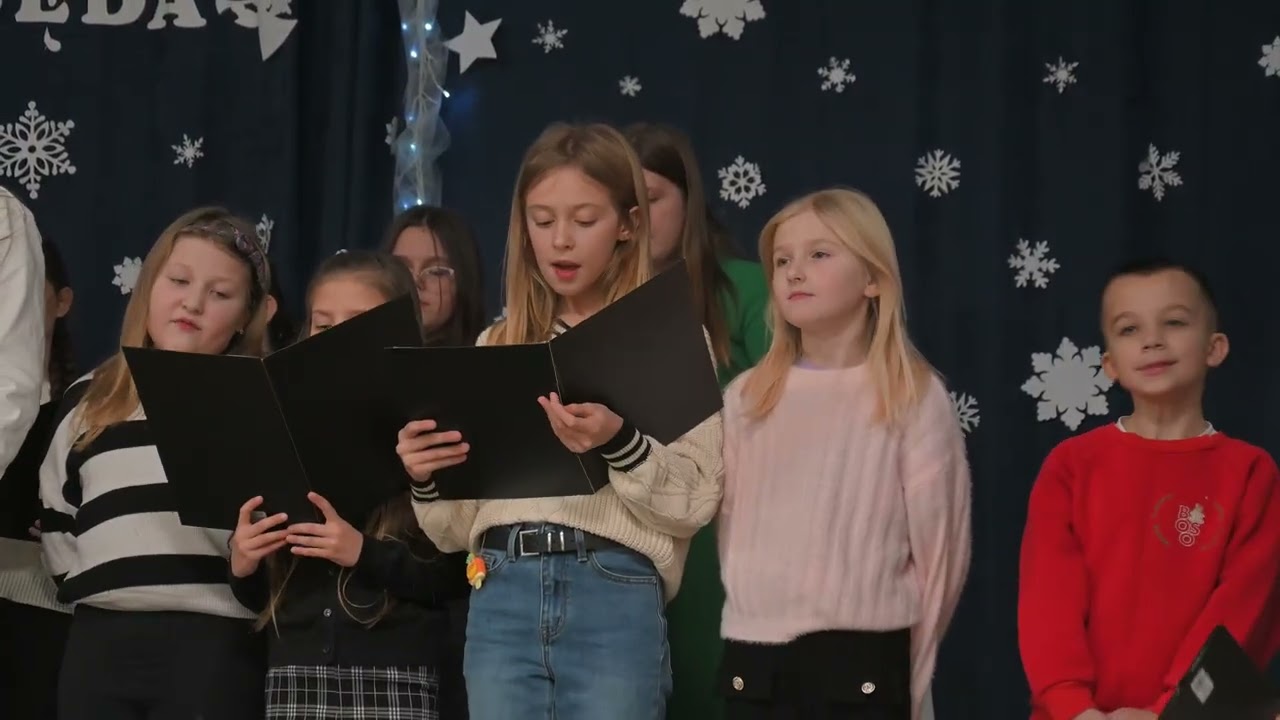 Międzypokoleniowe kolędowanie w Rzeczycy z Klubem Seniora 