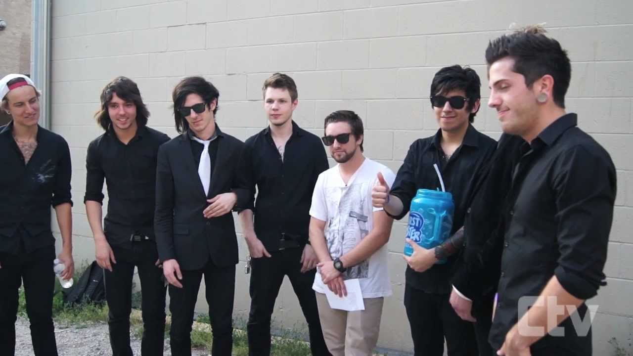CROWN THE EMPIRE interview | Dude, Where's My Trailer? | Becoming Oprah...