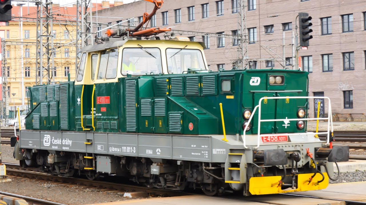 Trains in Czech republic: Prague main Station | Vlaky v Česku: Praha hlavní nádraží