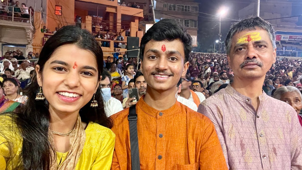 Maithili Thakur in Banaras - Rishav Vlogs