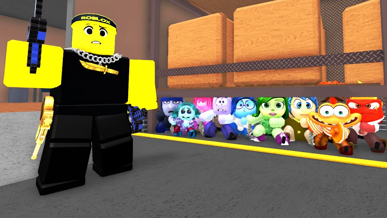 Inside Out Hide and Seek in Murder Mystery 2!