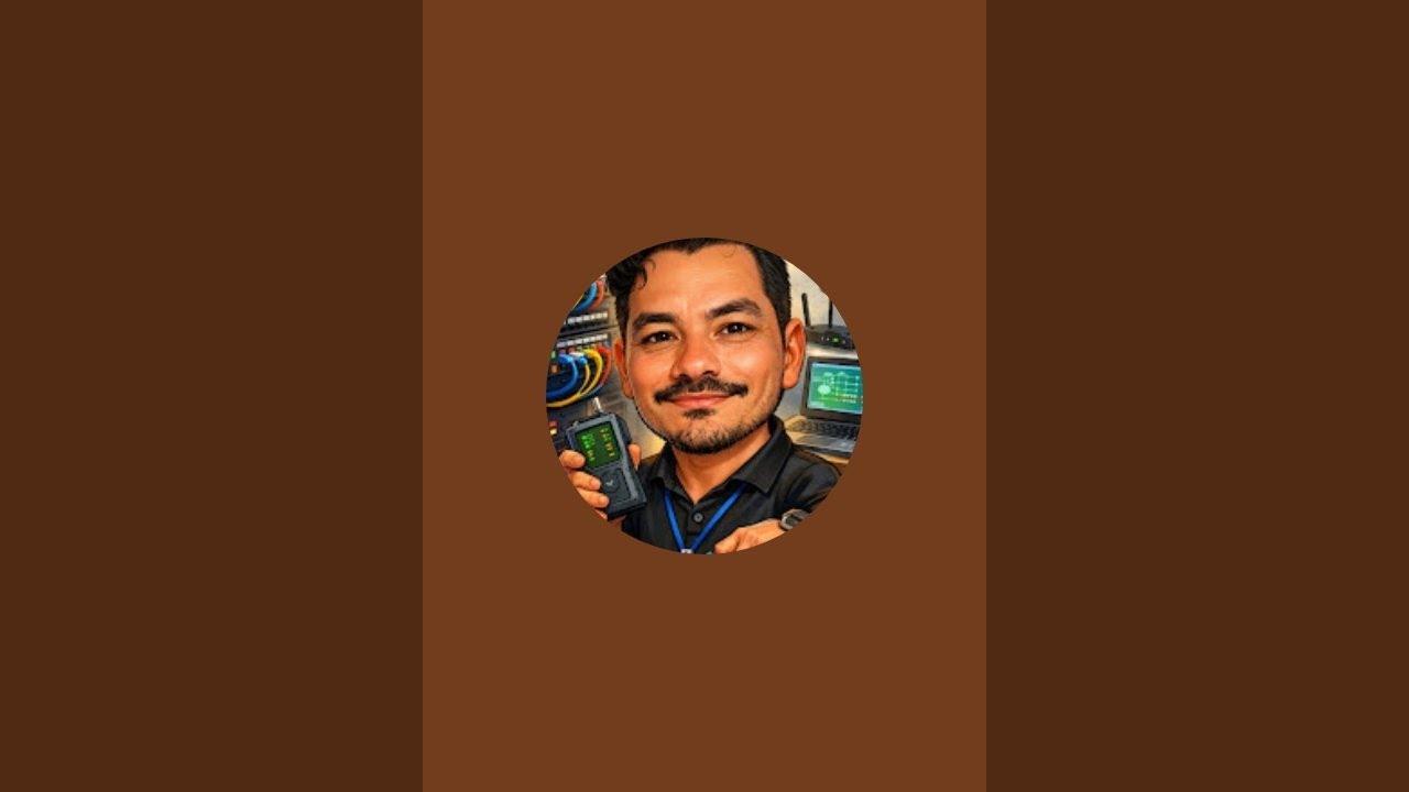 Acompanhante comigo a adição de pontos de rede a um rack em funcionamento.