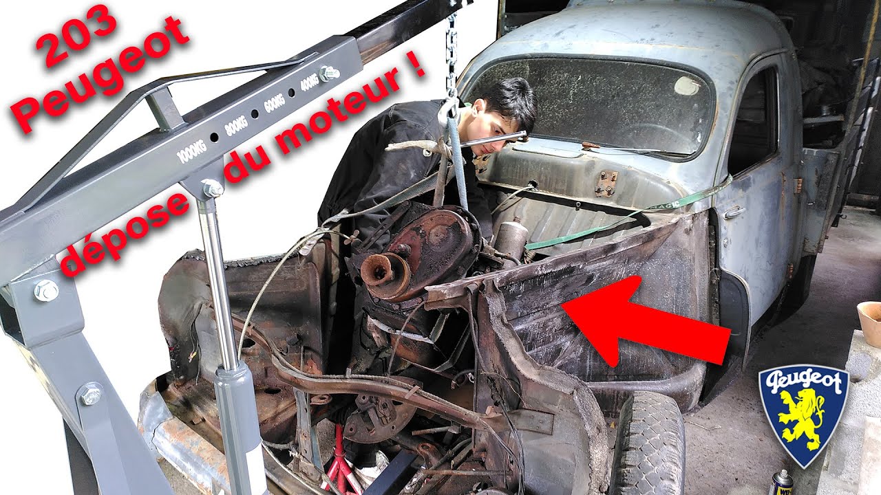 Restauration d'une 203 pick-up de 1950,  d&eacute;pose du moteur et encore des surprises...