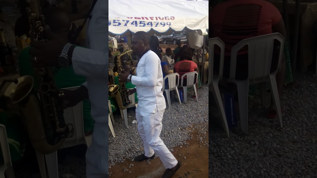 TEE-MOTHI Live in Magodo Lagos2017