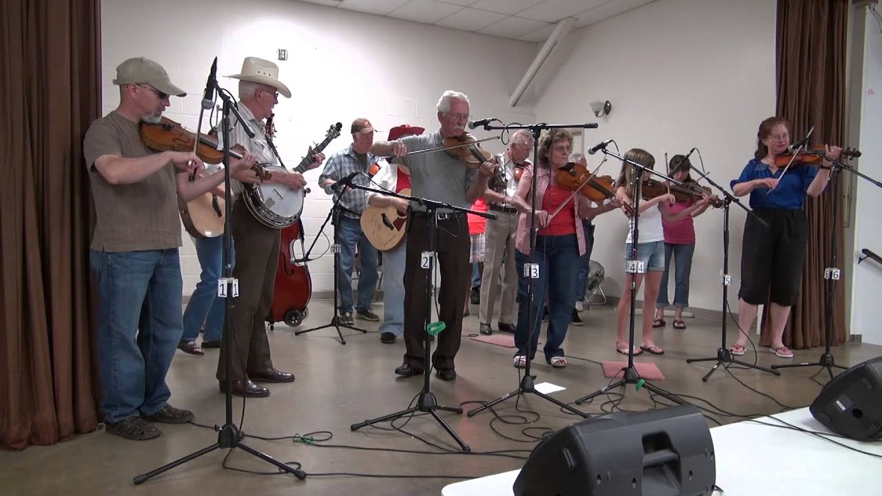 Soldiers Joy - Full Stage Assembly ♫ California State Old Time Fiddlers Assoc Dist # 5 ♫
