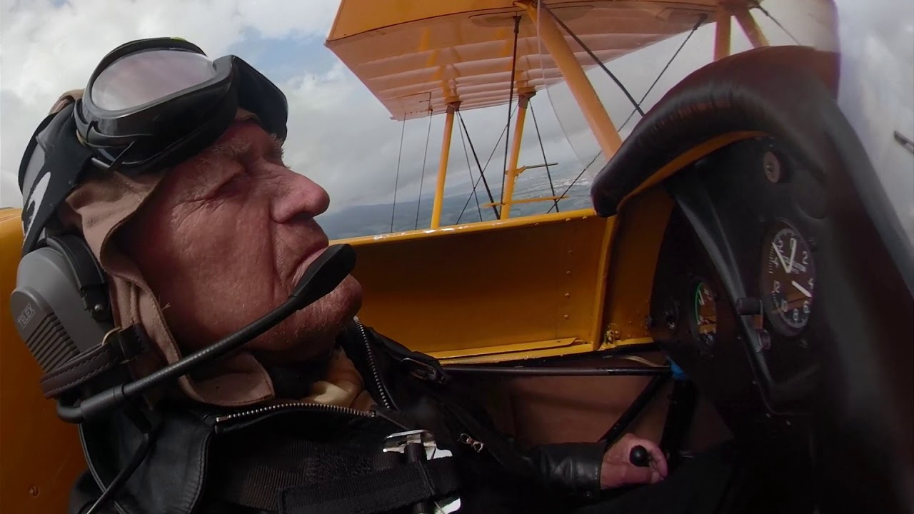 Mit 96 nochmal die Bücker Bü131 / Jungmann at 96