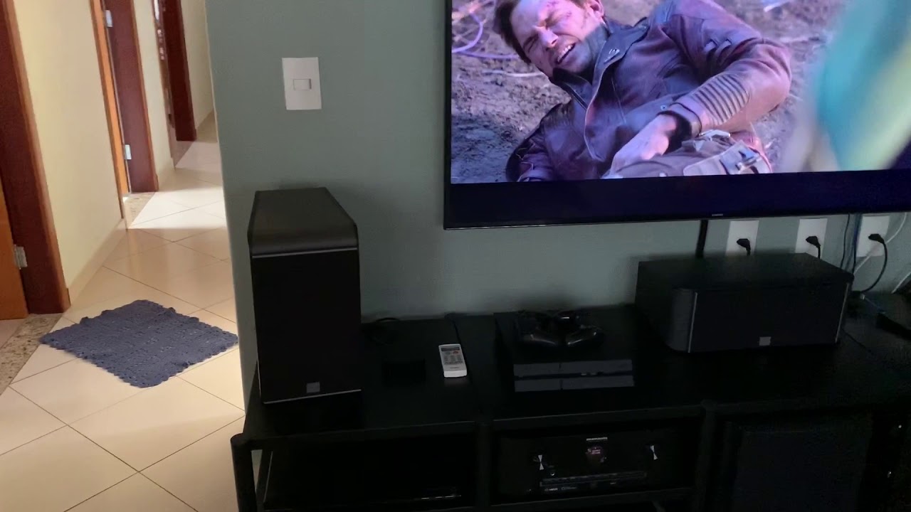 Subwoofer fica melhor no centro ou no canto ?