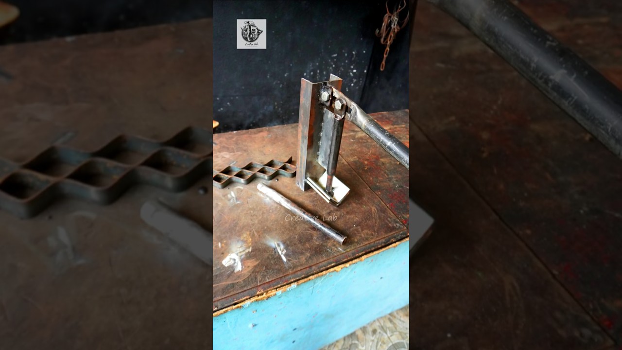 🚀 Bend Iron Without Expensive Machines &ndash; DIY Tool Guide! #shorts