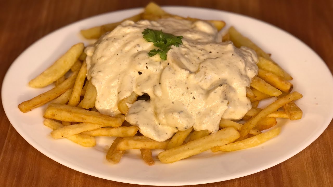 Homemade crispy fries with creamy mushroom sauce| Restaurant style fries recipe by Tehreem|
