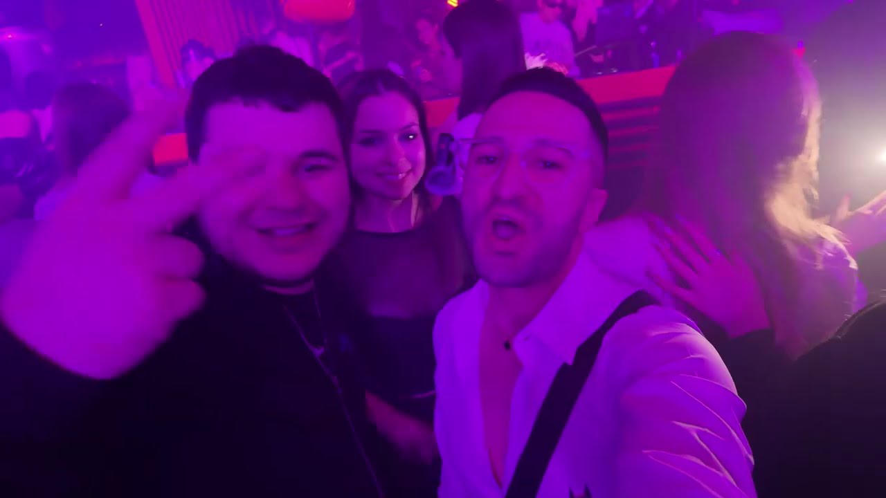 Moskova'nın En Populer Barına Gittim! Rus Kızları Müzik Atmosfer!!!