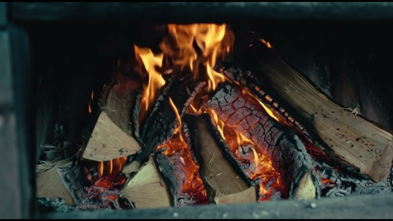 🔥 Night Fireplace Ambience – Steady Flames for Calm & Focus (4K) #FireLoop #NightCalm #WarmAmbience